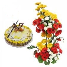 1/2 kg fruit cake with 2 tier flowers
