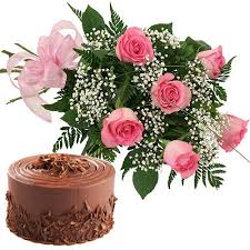 6 pink roses with 1/2 kg chocolate cake